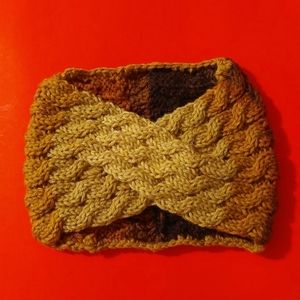 Winter turban for woman.